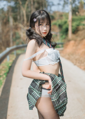 逐月su