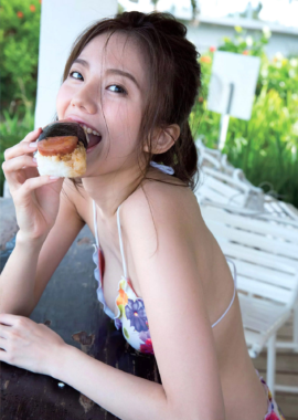 伊东纱冶子
