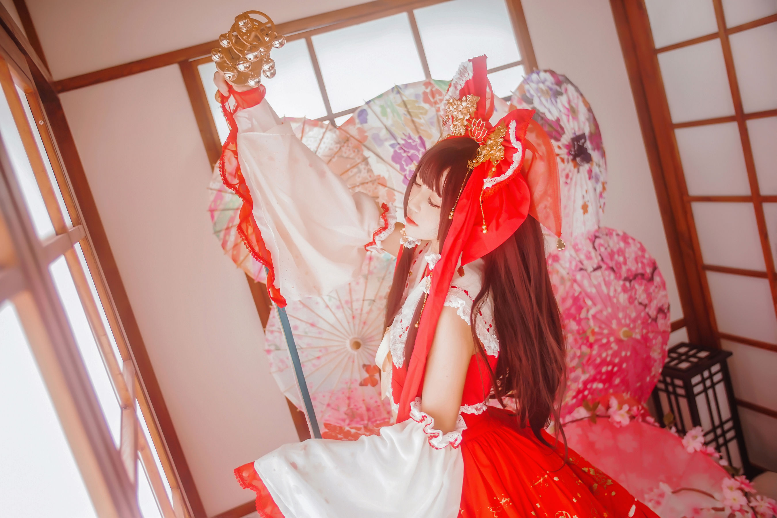 [萝莉COS] 桜桃喵《灵梦 新年快乐》 Cosplay-第38张