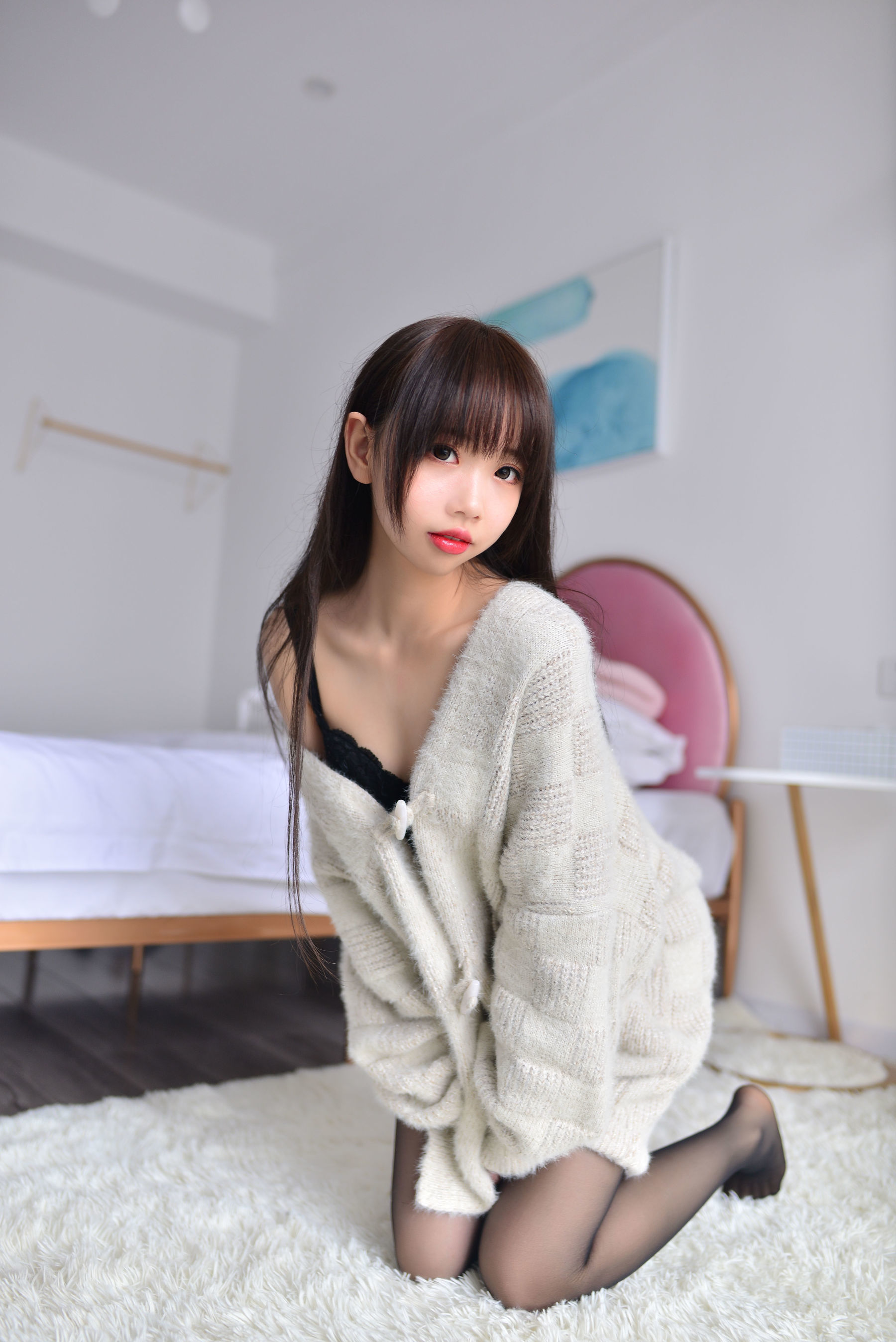 [萝莉COS] 雪琪 – 毛衣少女 Cosplay-第31张