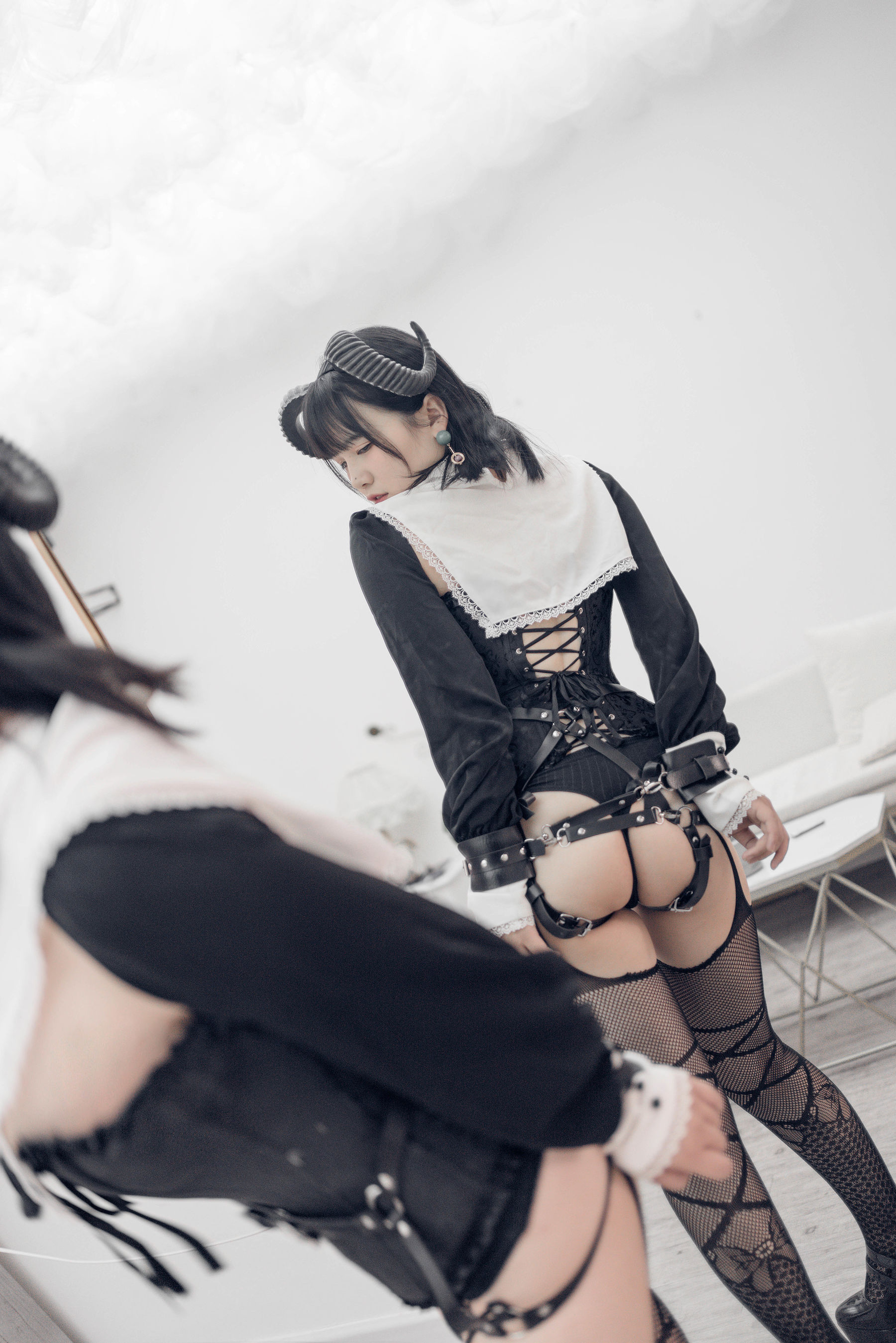 阿半今天很开心 – 束缚恶魔 Cosplay-第21张