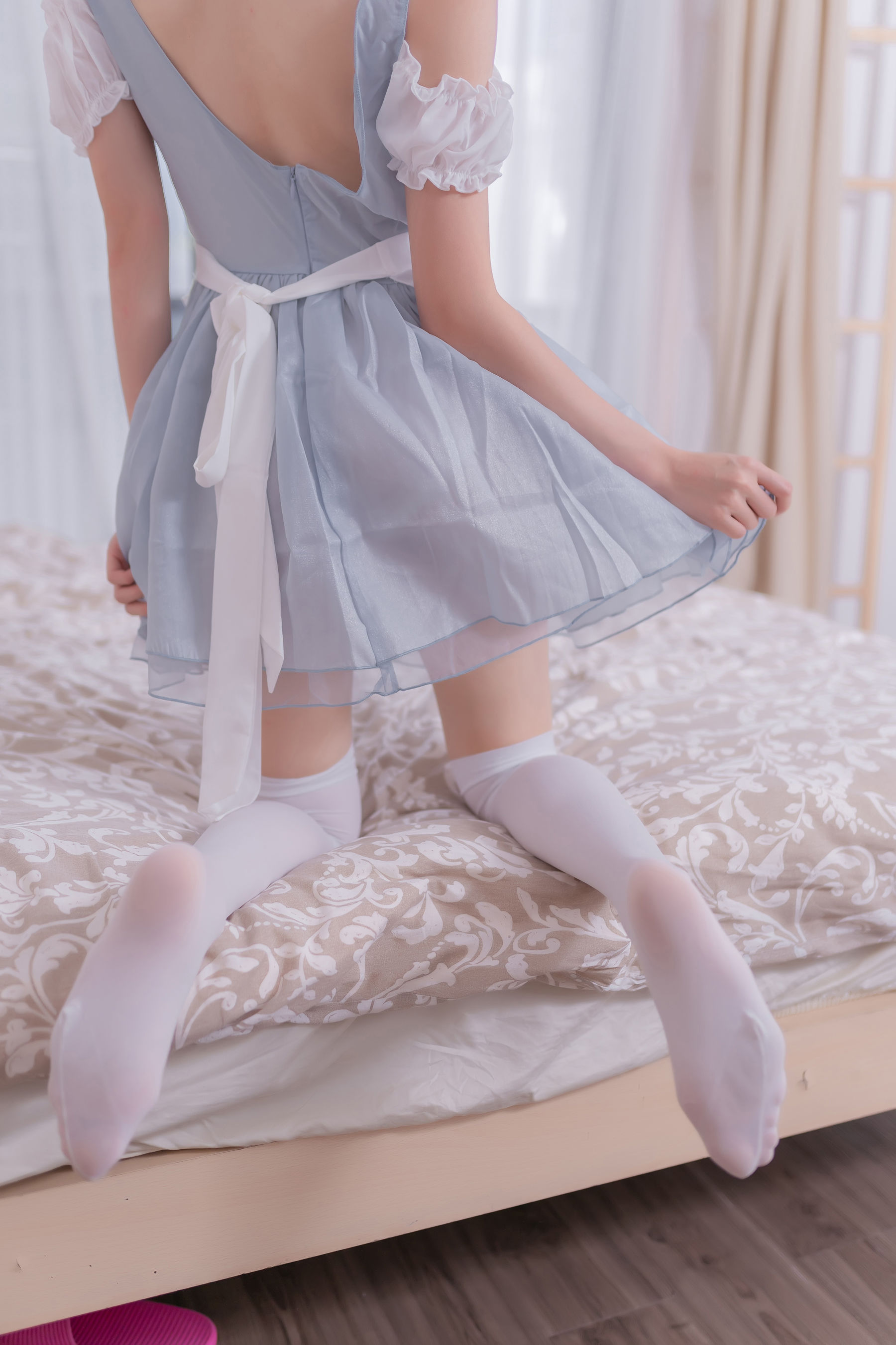 动漫博主Kitaro_绮太郎 – 白情女仆 Cosplay-第5张