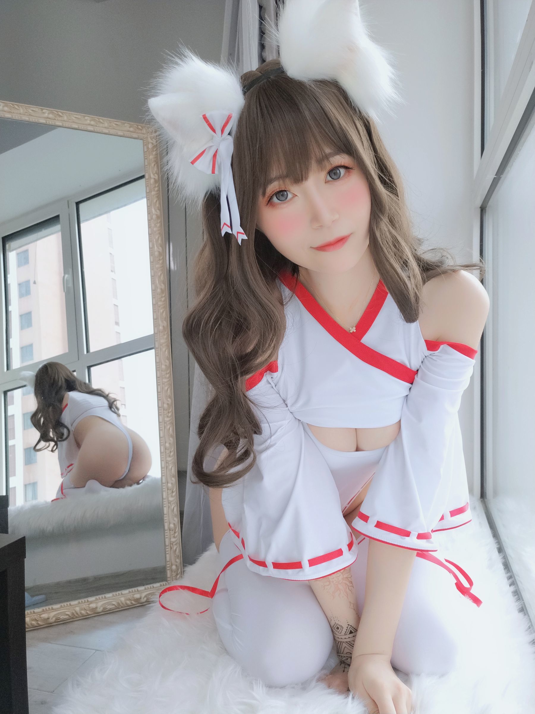[萝莉COS] 白银 – 神社饲养的小狐狸 Cosplay-第41张
