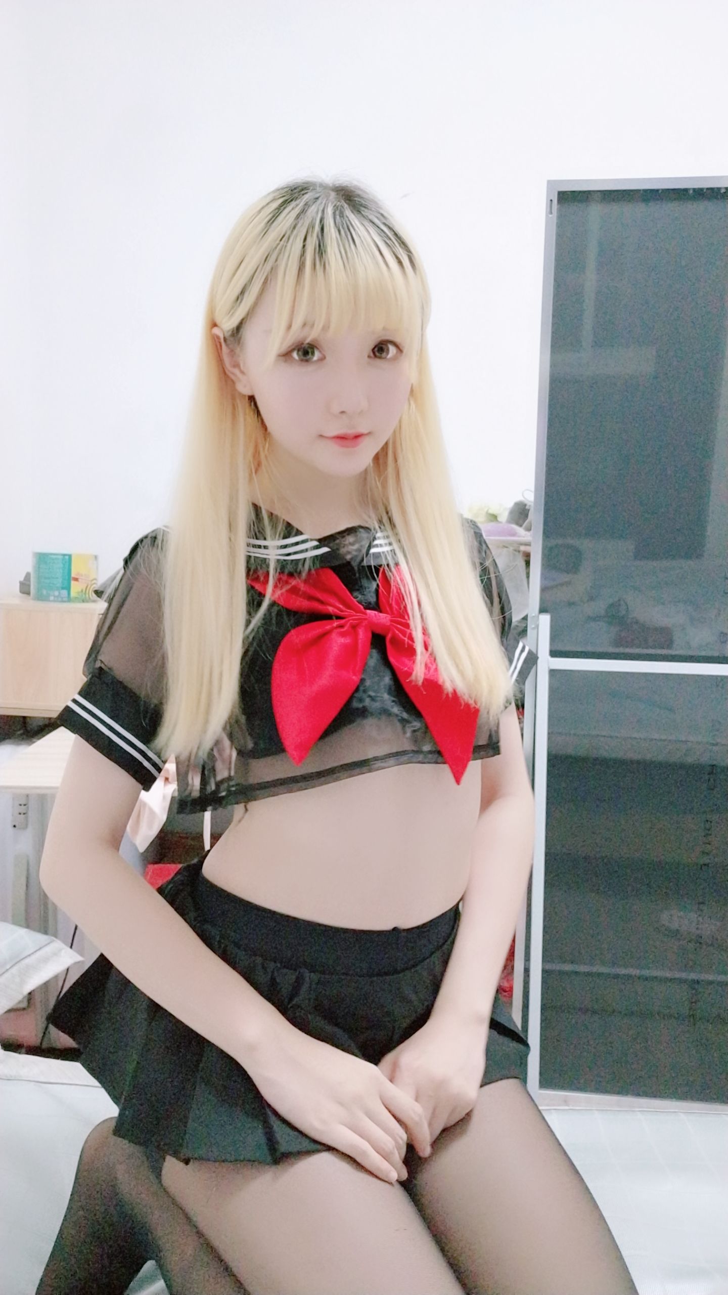 Coser小姐姐星之迟迟 黑制服 Cosplay-第6张