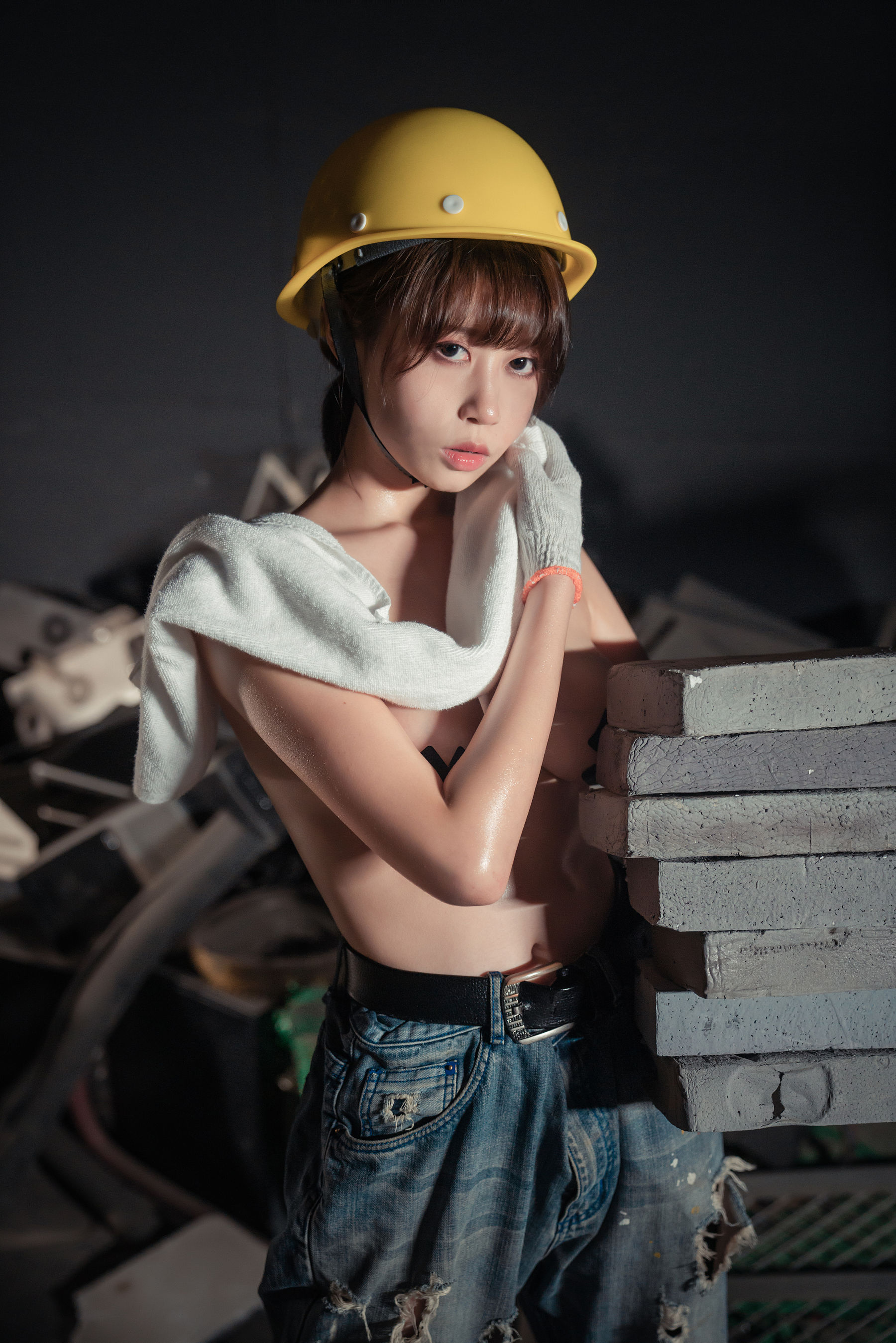 [Cosplay写真] 萌妹奈汐酱nice – 咱们工人有力量 Cosplay-第12张