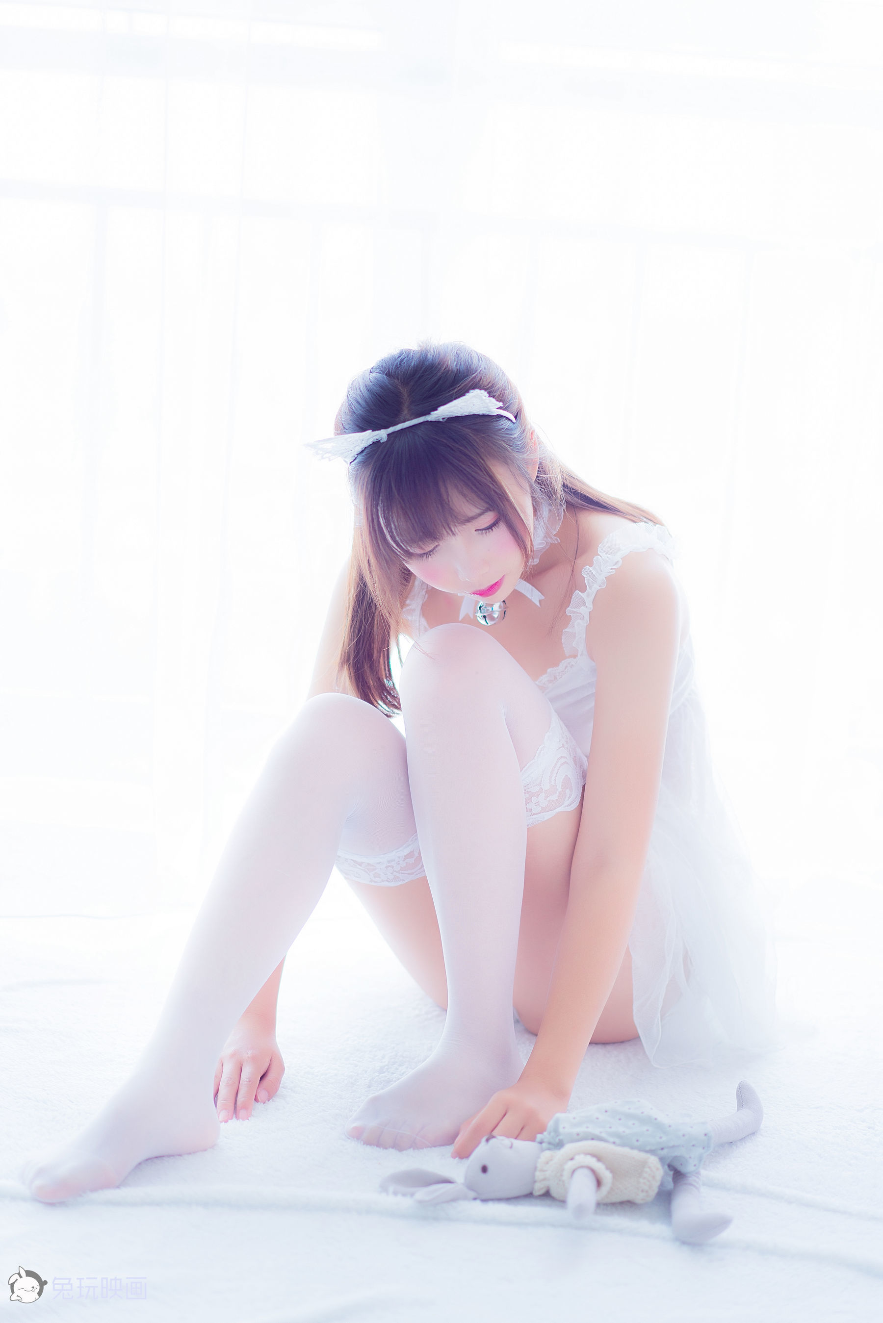 [萝莉COS] 面饼仙儿 – 吊带睡衣 Cosplay-第2张
